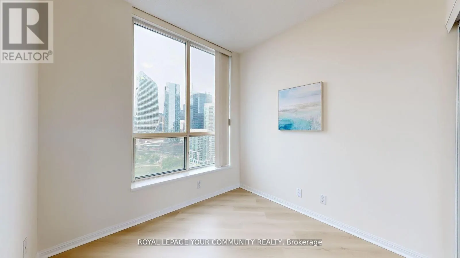 2323 - 230 QUEENS QUAY W