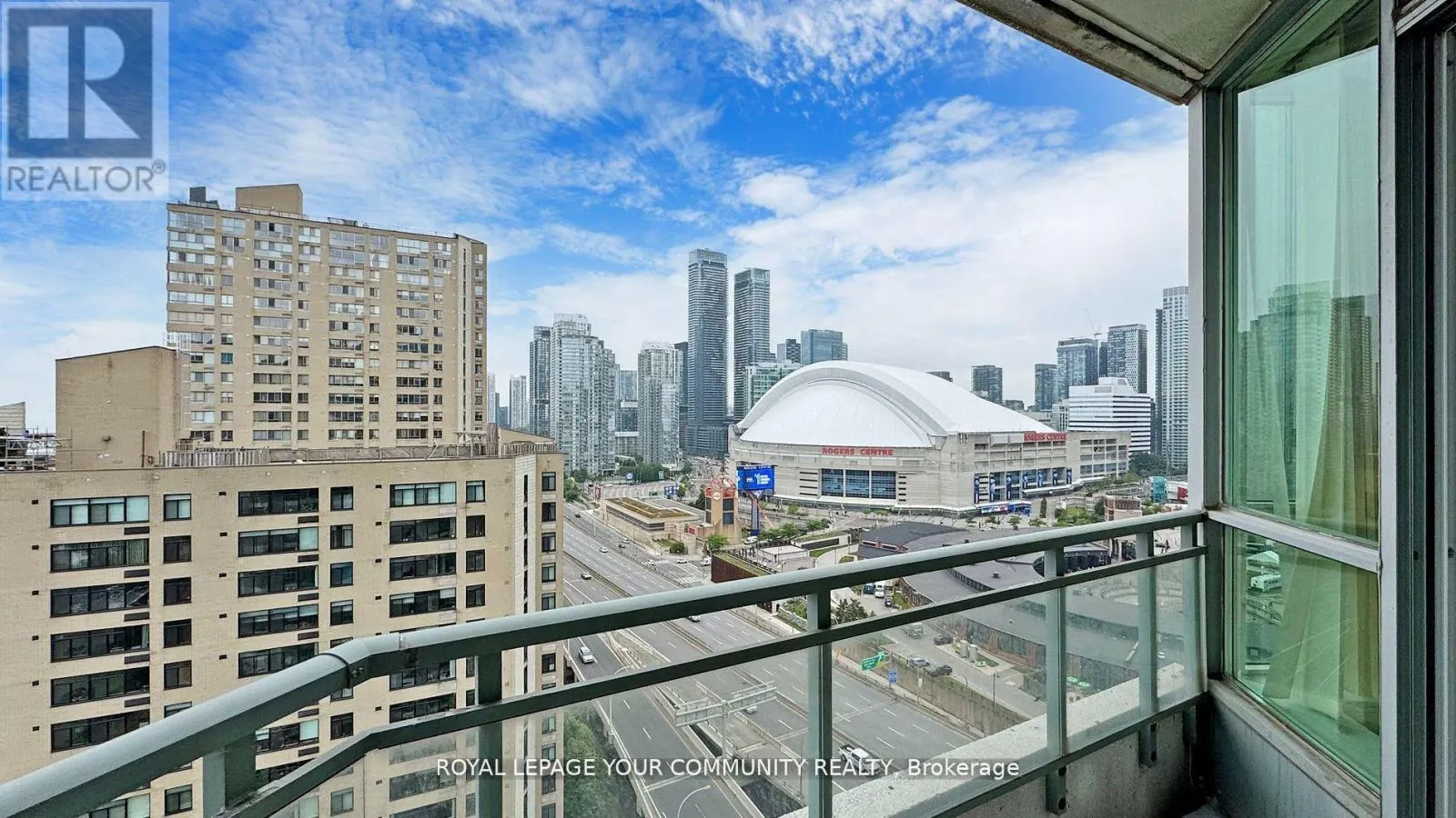 2323 - 230 QUEENS QUAY W