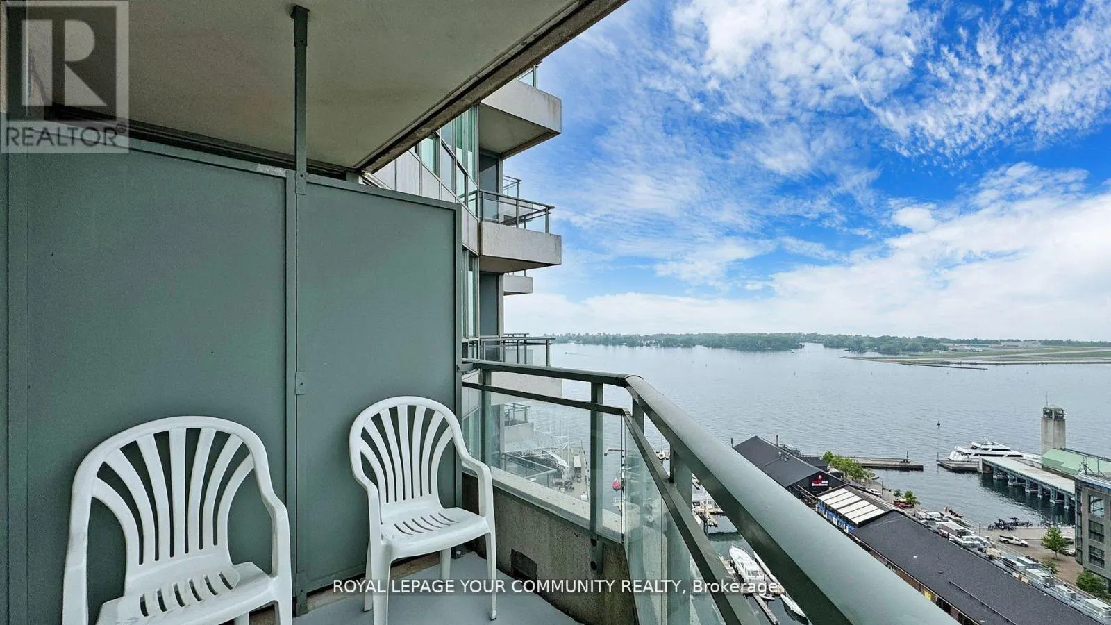 2323 - 230 QUEENS QUAY W