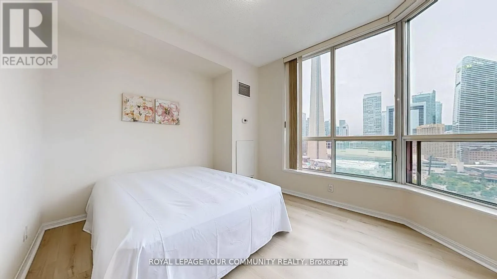 2323 - 230 QUEENS QUAY W