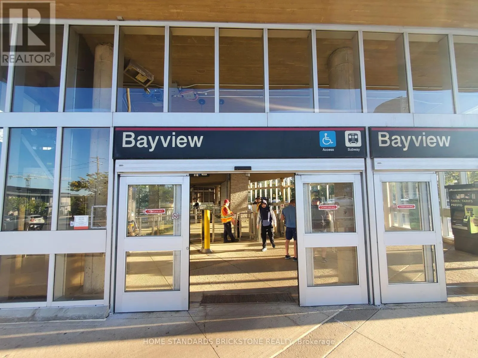 219 - 17 KENASTON GARDENS