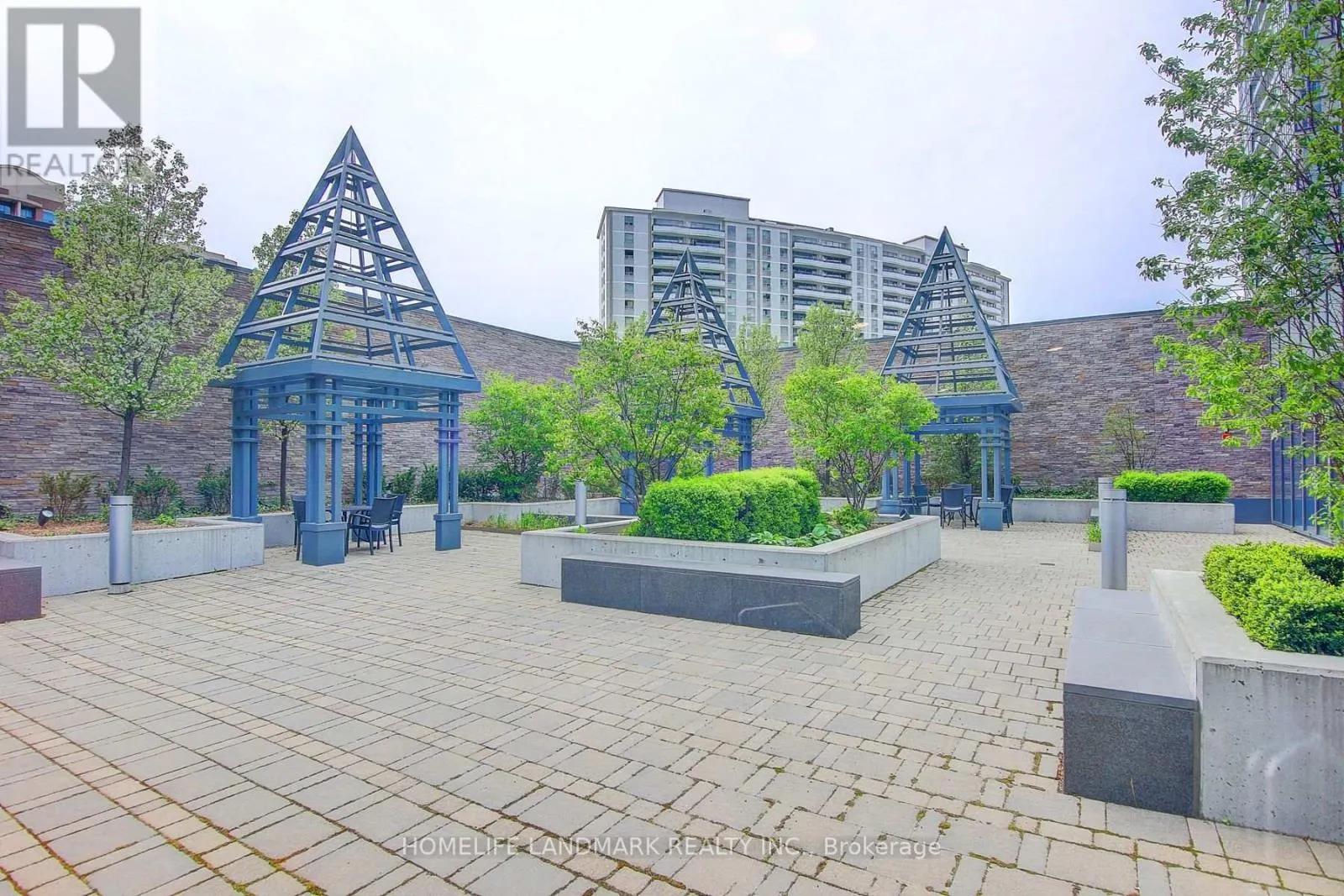 2711 - 5168 YONGE STREET
