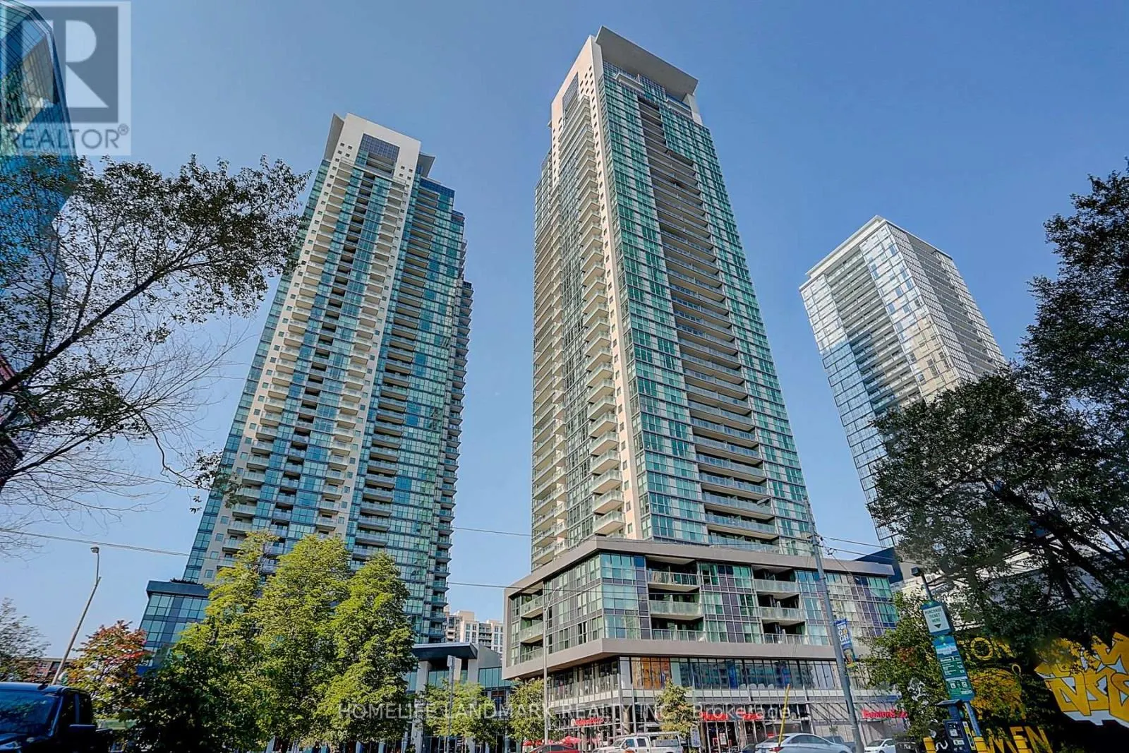 2711 - 5168 YONGE STREET