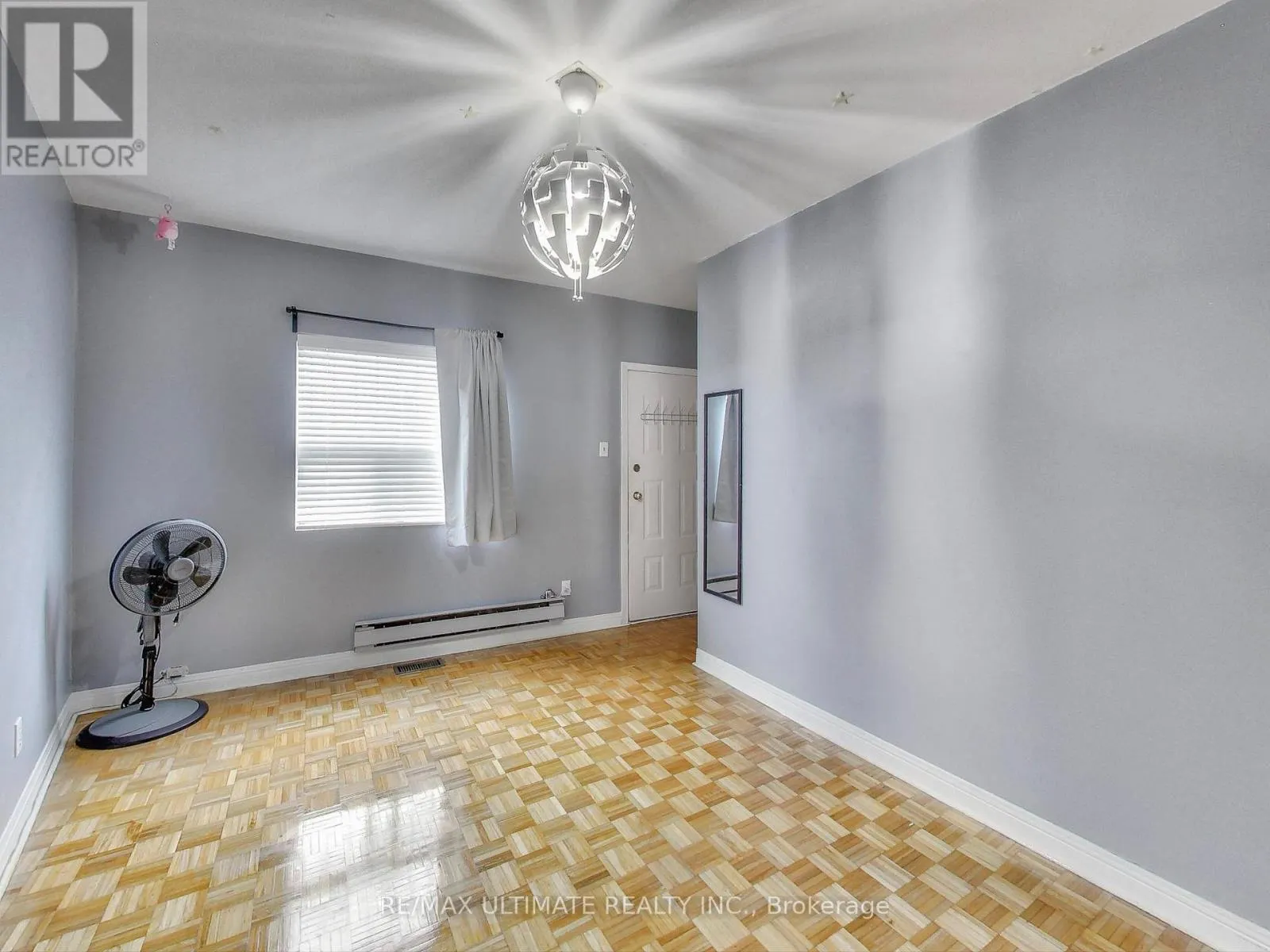 APT #2 - 1584 DUNDAS STREET W
