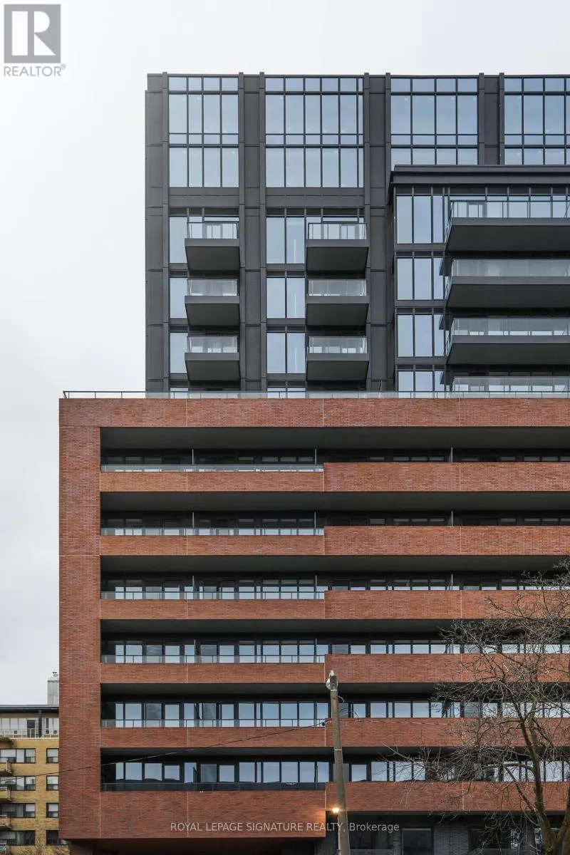 1303 - 2525 BATHURST STREET