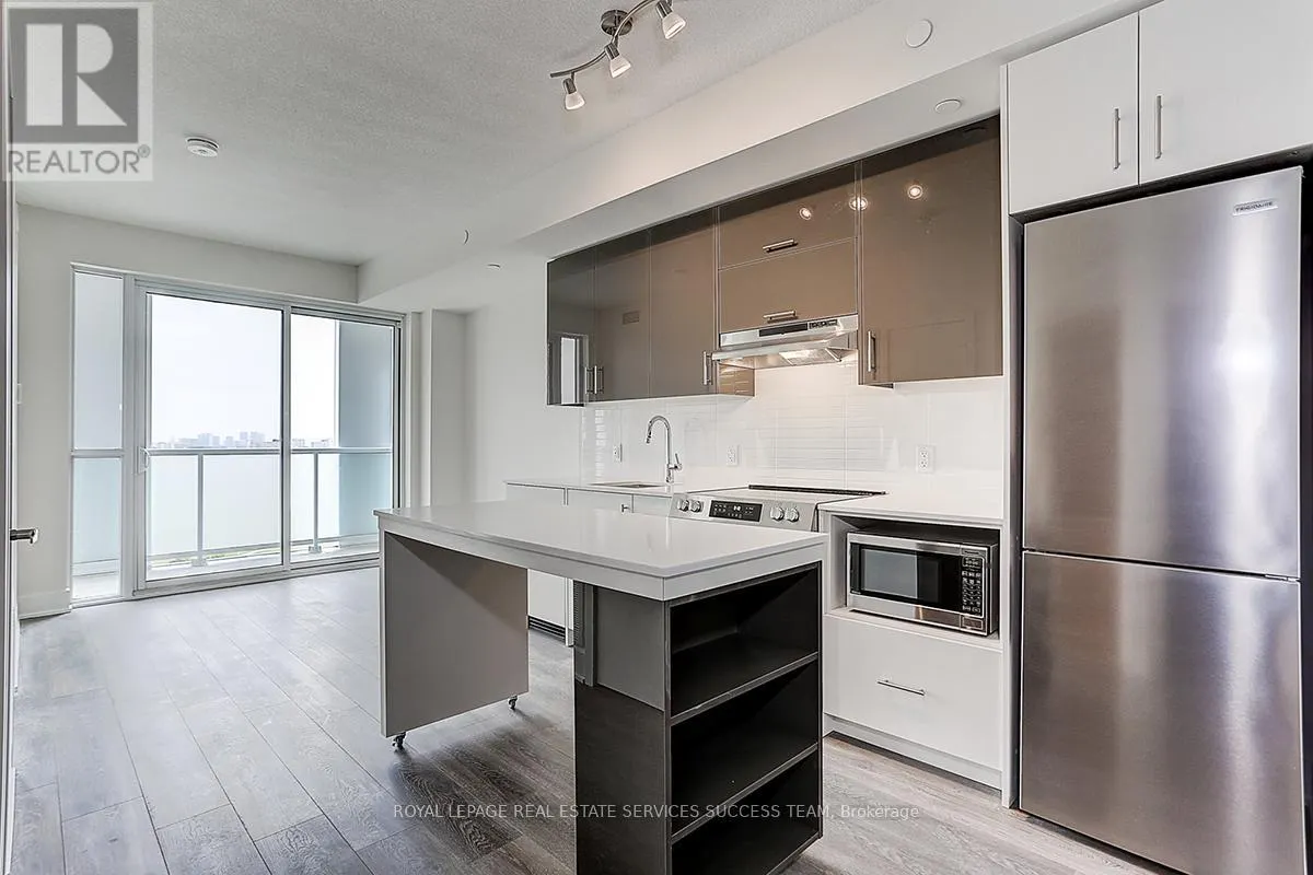 1710 - 188 FAIRVIEW MALL DRIVE