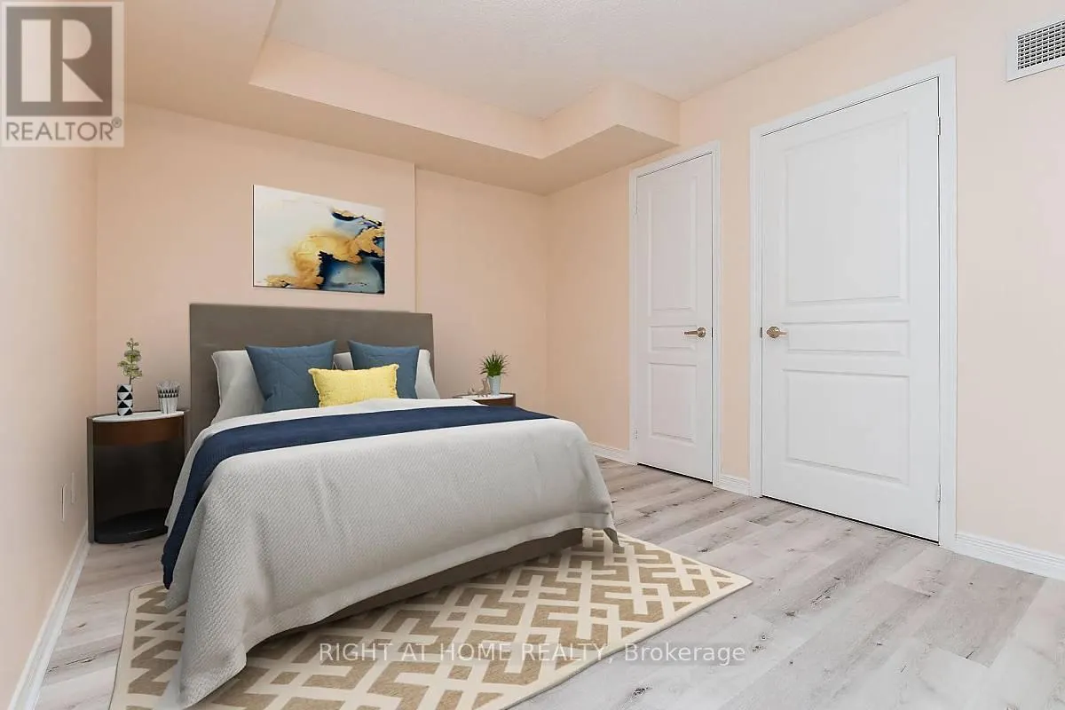 512 - 352 FRONT STREET W
