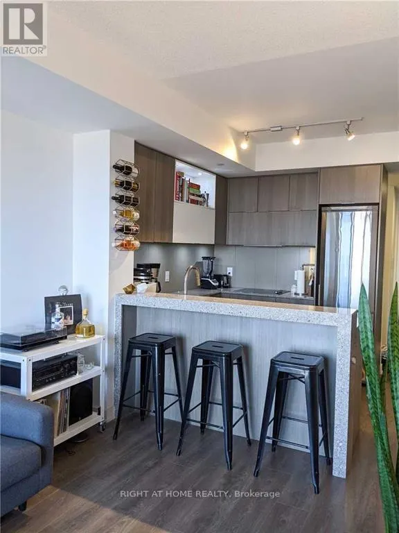 1503 - 55 REGENT PARK BOULEVARD