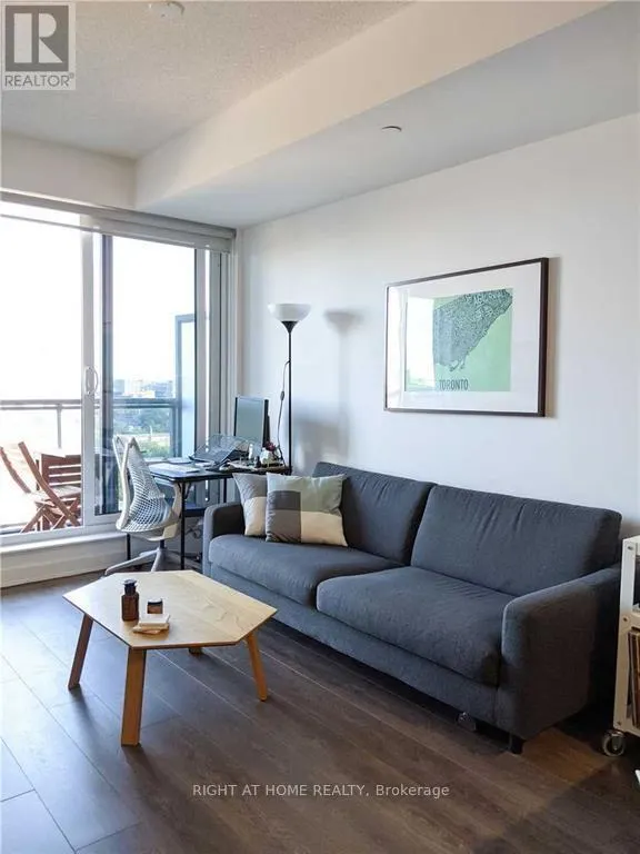 1503 - 55 REGENT PARK BOULEVARD