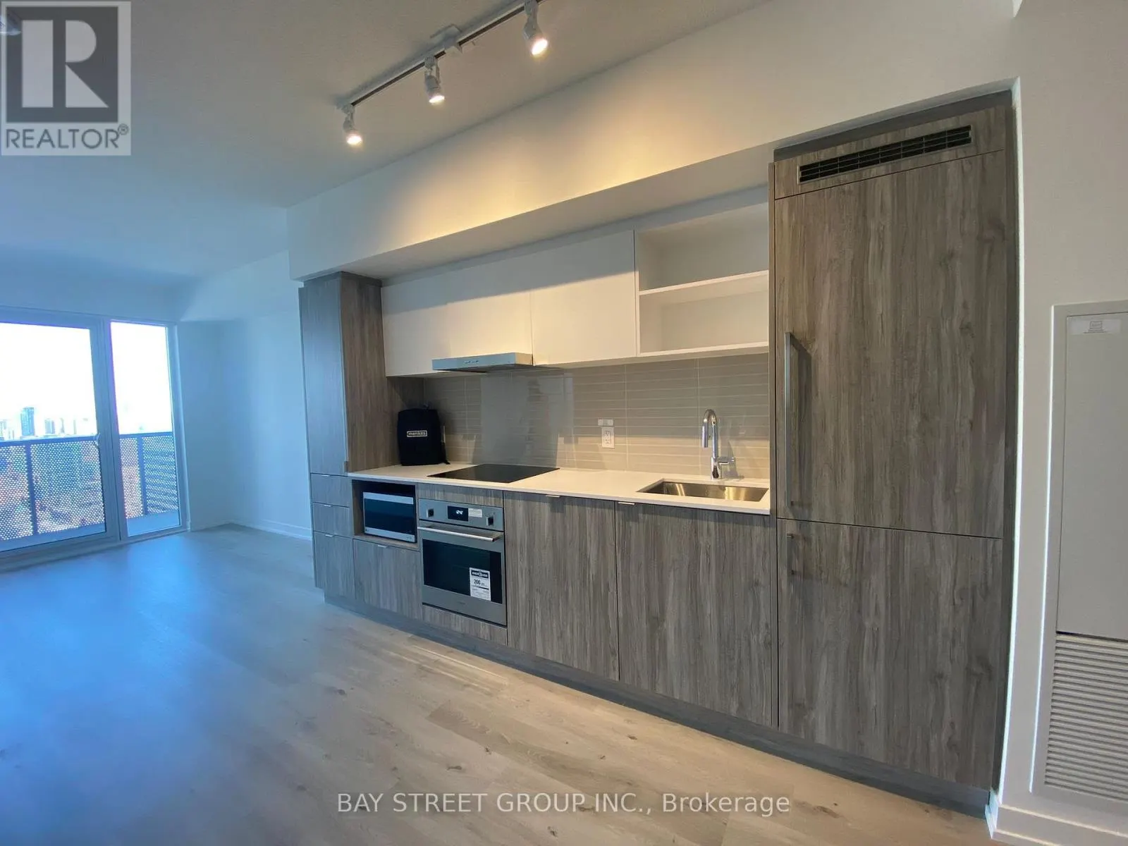4202 - 138 DOWNES STREET