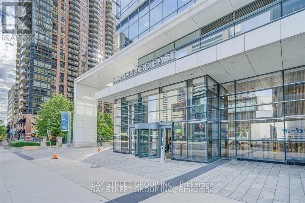 3826 - 5 SHEPPARD AVENUE E
