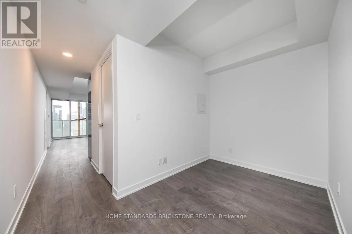 3010 - 501 YONGE STREET