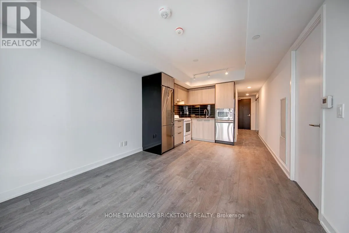 3010 - 501 YONGE STREET