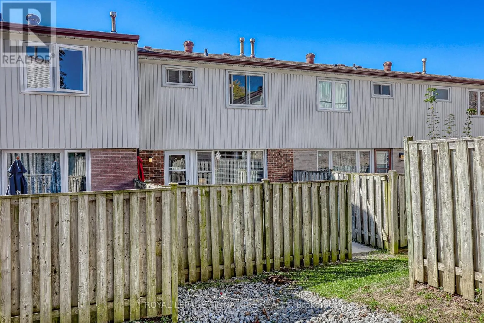5 GOLDEN APPLEWAY