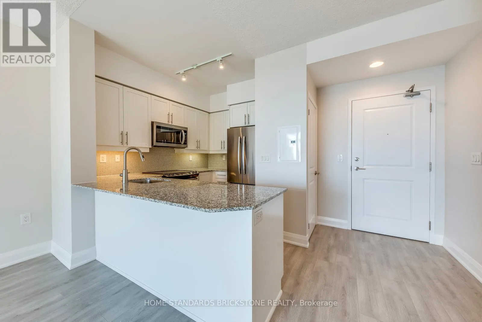 2508 - 125 WESTERN BATTERY ROAD