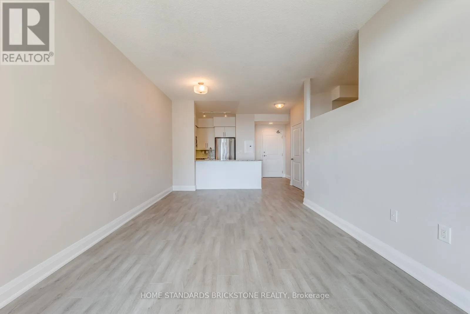 2508 - 125 WESTERN BATTERY ROAD