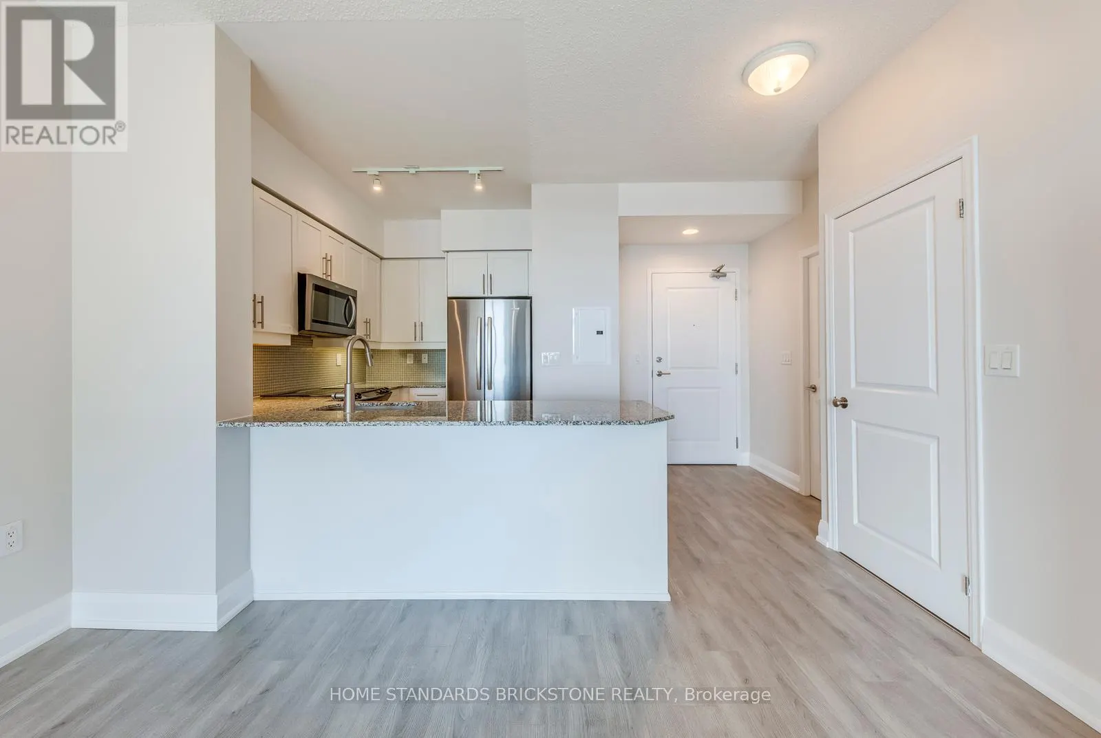 2508 - 125 WESTERN BATTERY ROAD