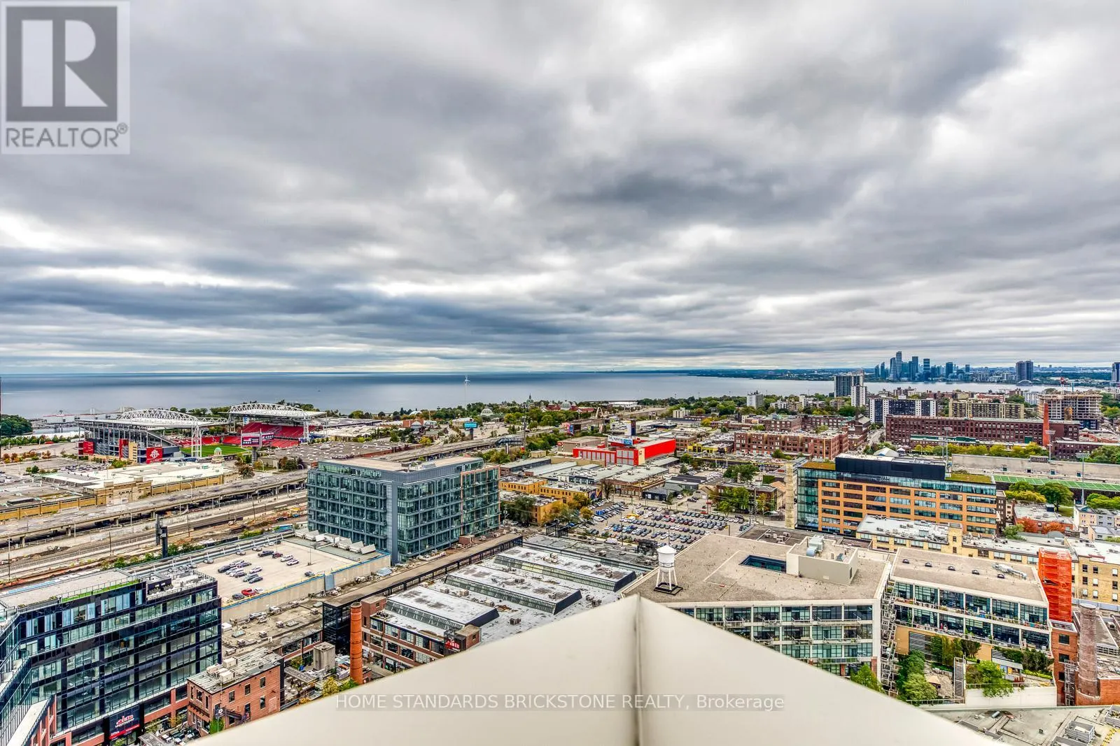 2508 - 125 WESTERN BATTERY ROAD
