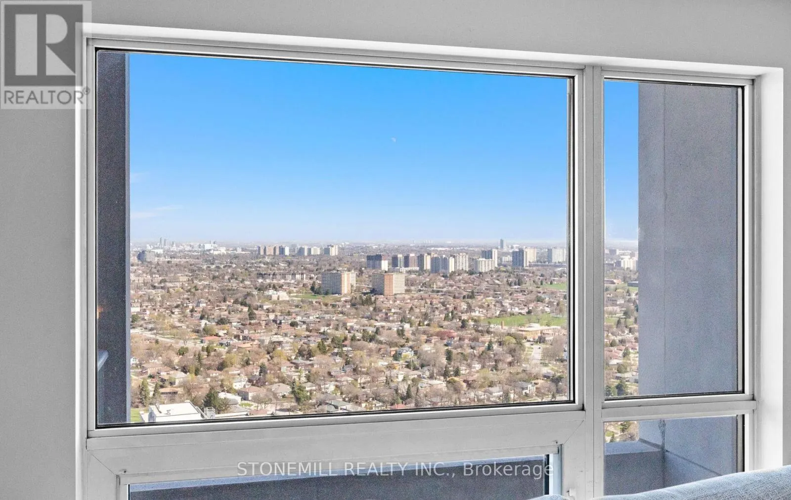 LPH07 - 2015 SHEPPARD AVENUE E