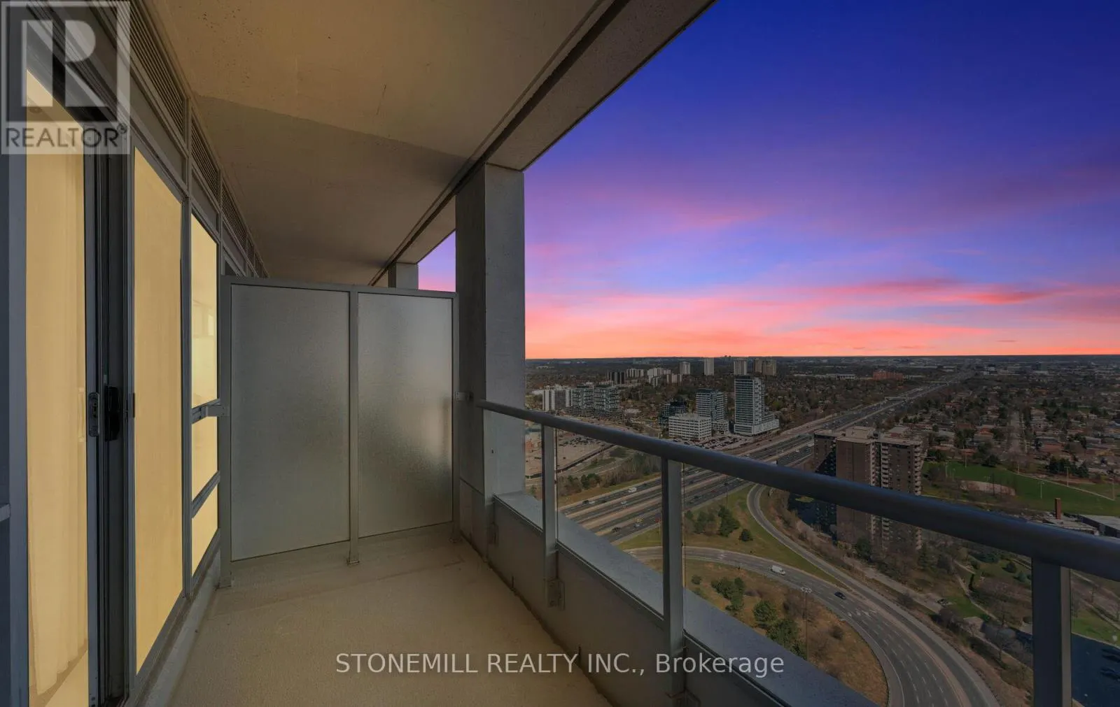 LPH07 - 2015 SHEPPARD AVENUE E