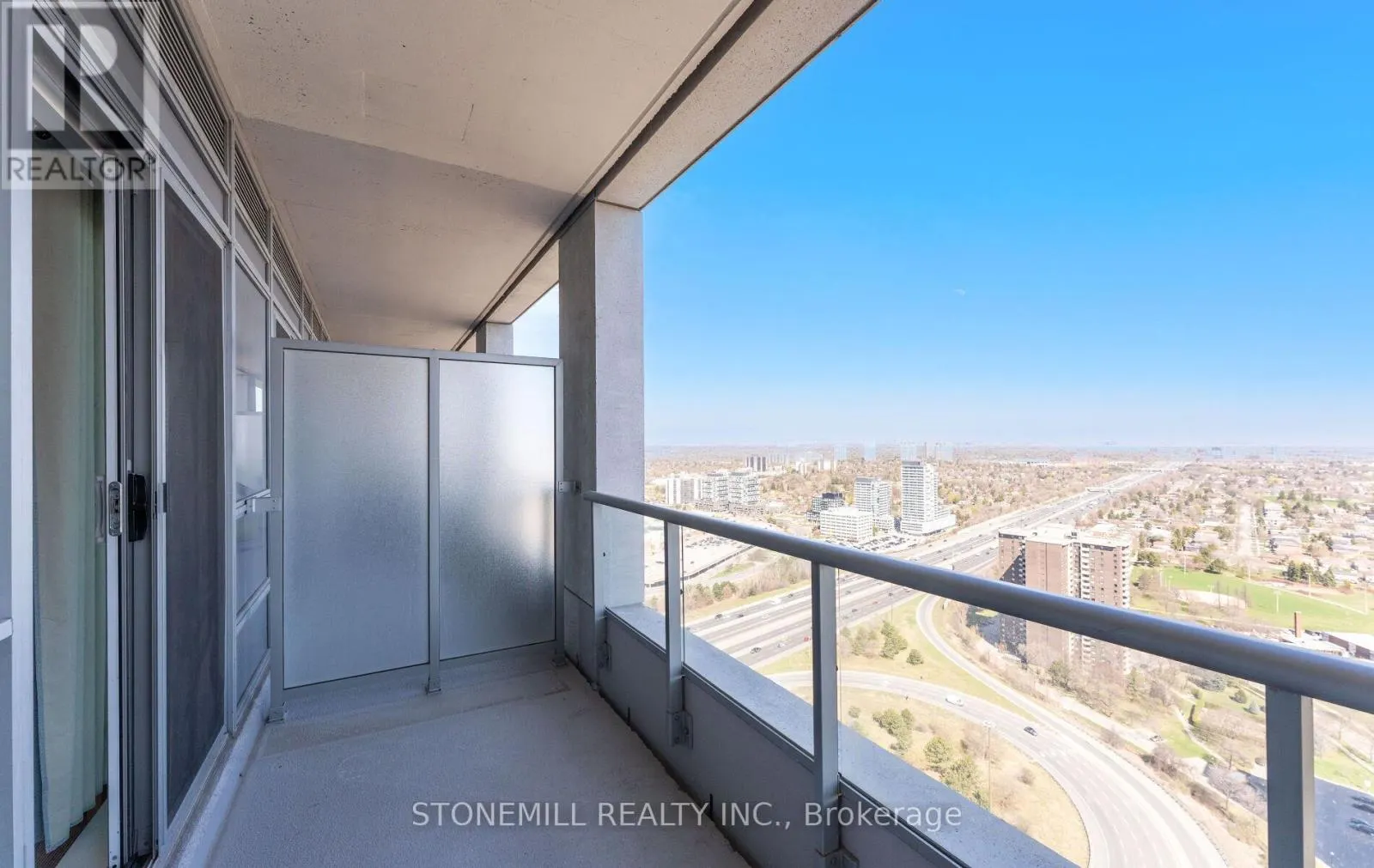LPH07 - 2015 SHEPPARD AVENUE E