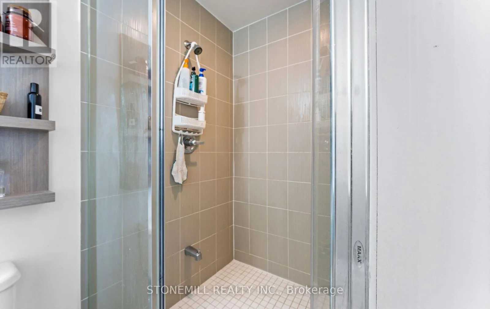 LPH07 - 2015 SHEPPARD AVENUE E