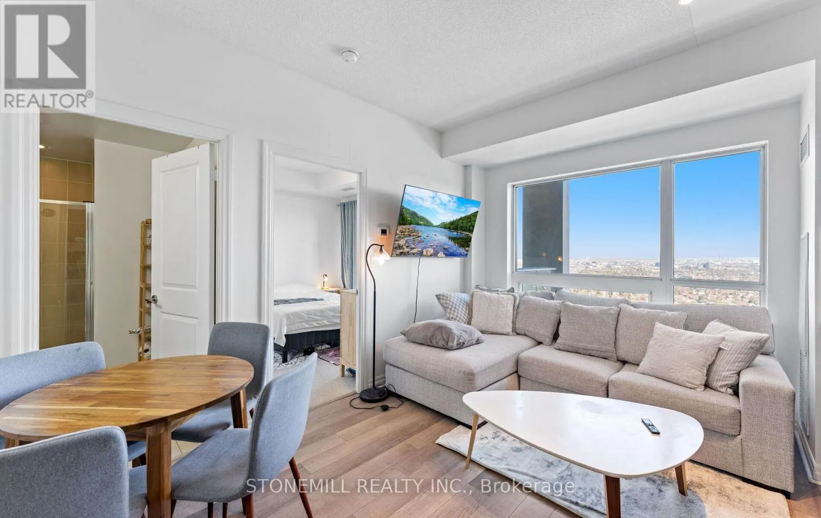 LPH07 - 2015 SHEPPARD AVENUE E