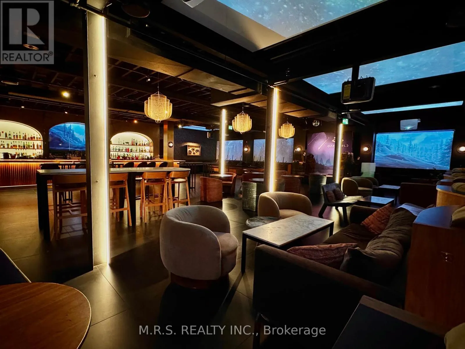 2ND FLOOR - 739 QUEEN STREET W