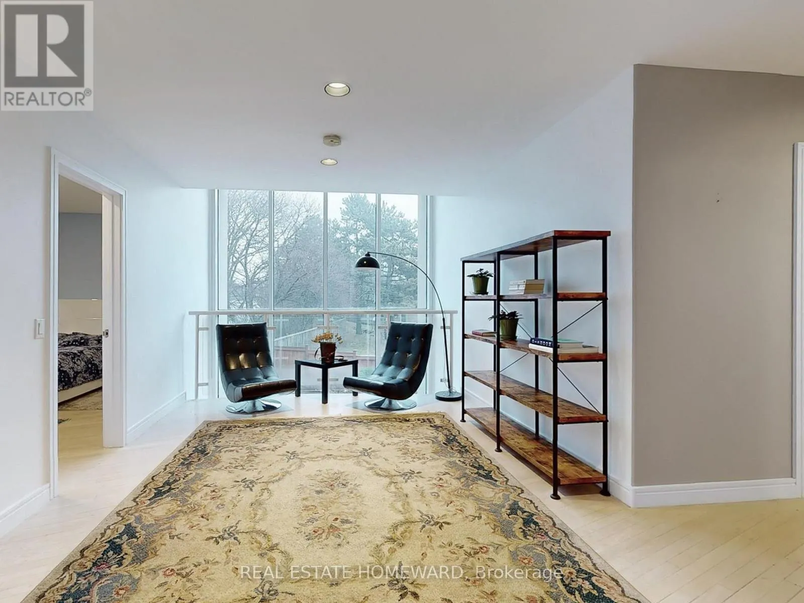 128 LAURENTIDE DRIVE