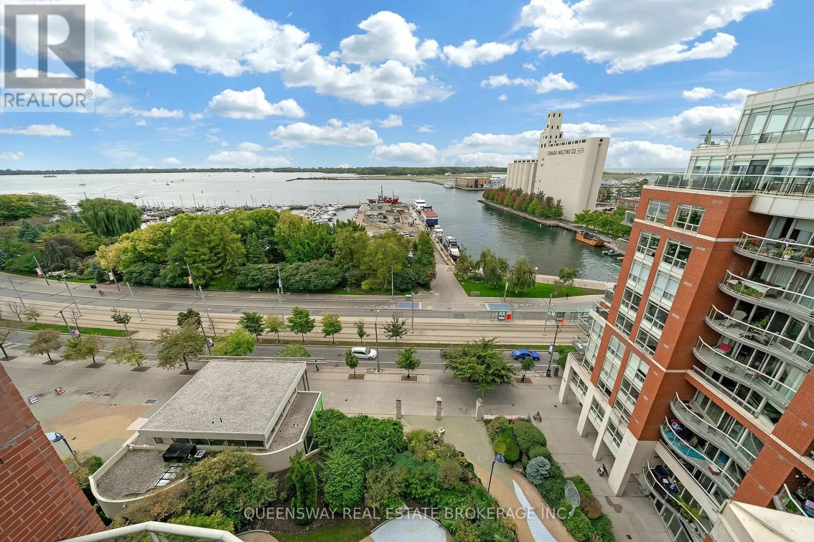 429 - 550 QUEENS QUAY W