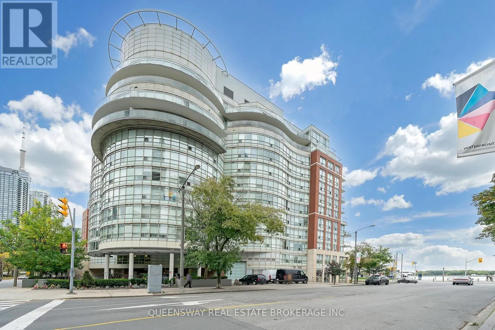 429 - 550 QUEENS QUAY W
