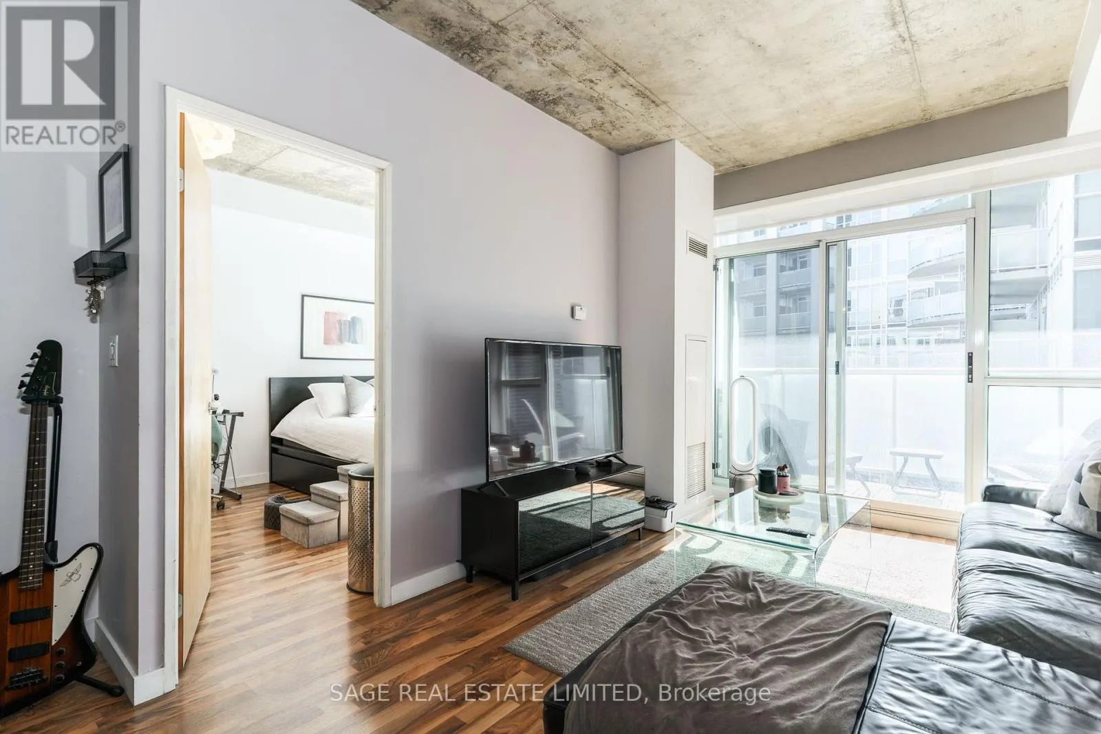 804 - 1005 KING STREET W