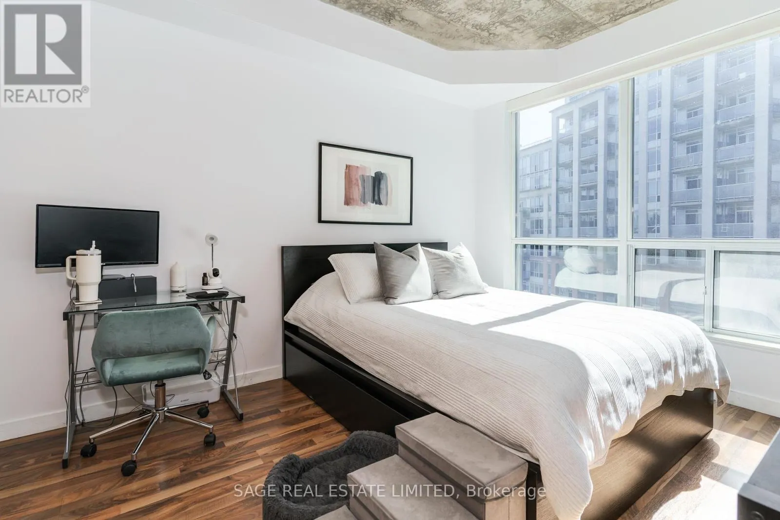 804 - 1005 KING STREET W
