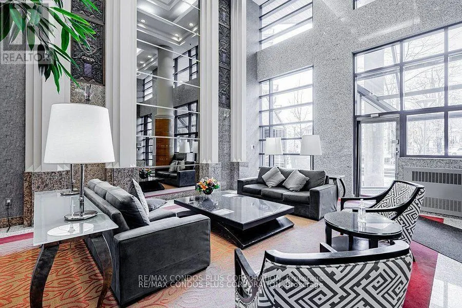 3008 - 1001 BAY STREET