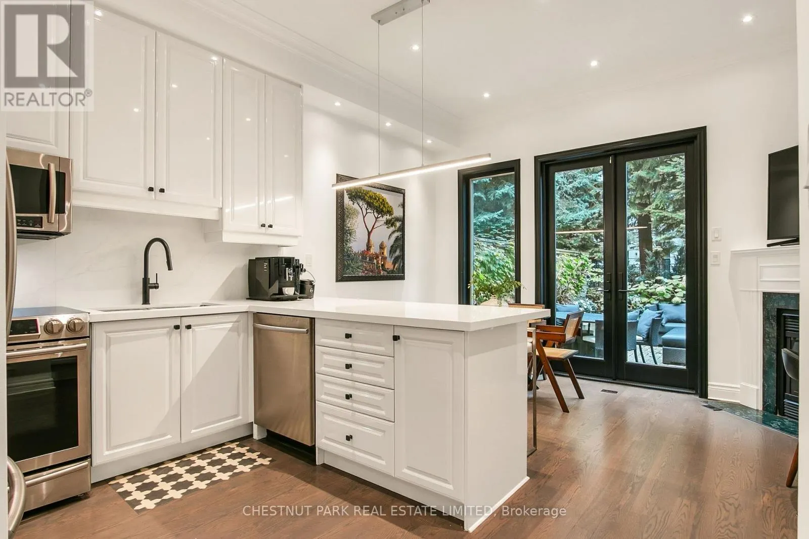 108 PLEASANT BOULEVARD