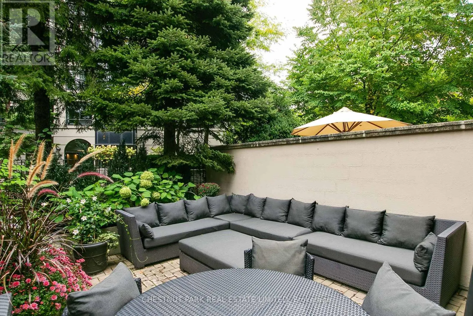 108 PLEASANT BOULEVARD