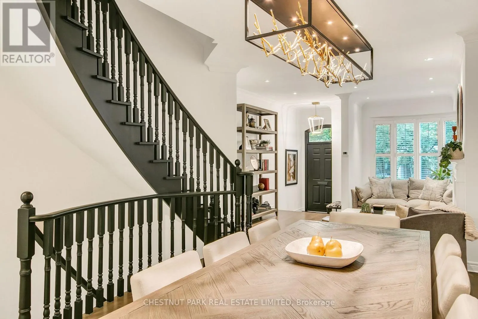 108 PLEASANT BOULEVARD