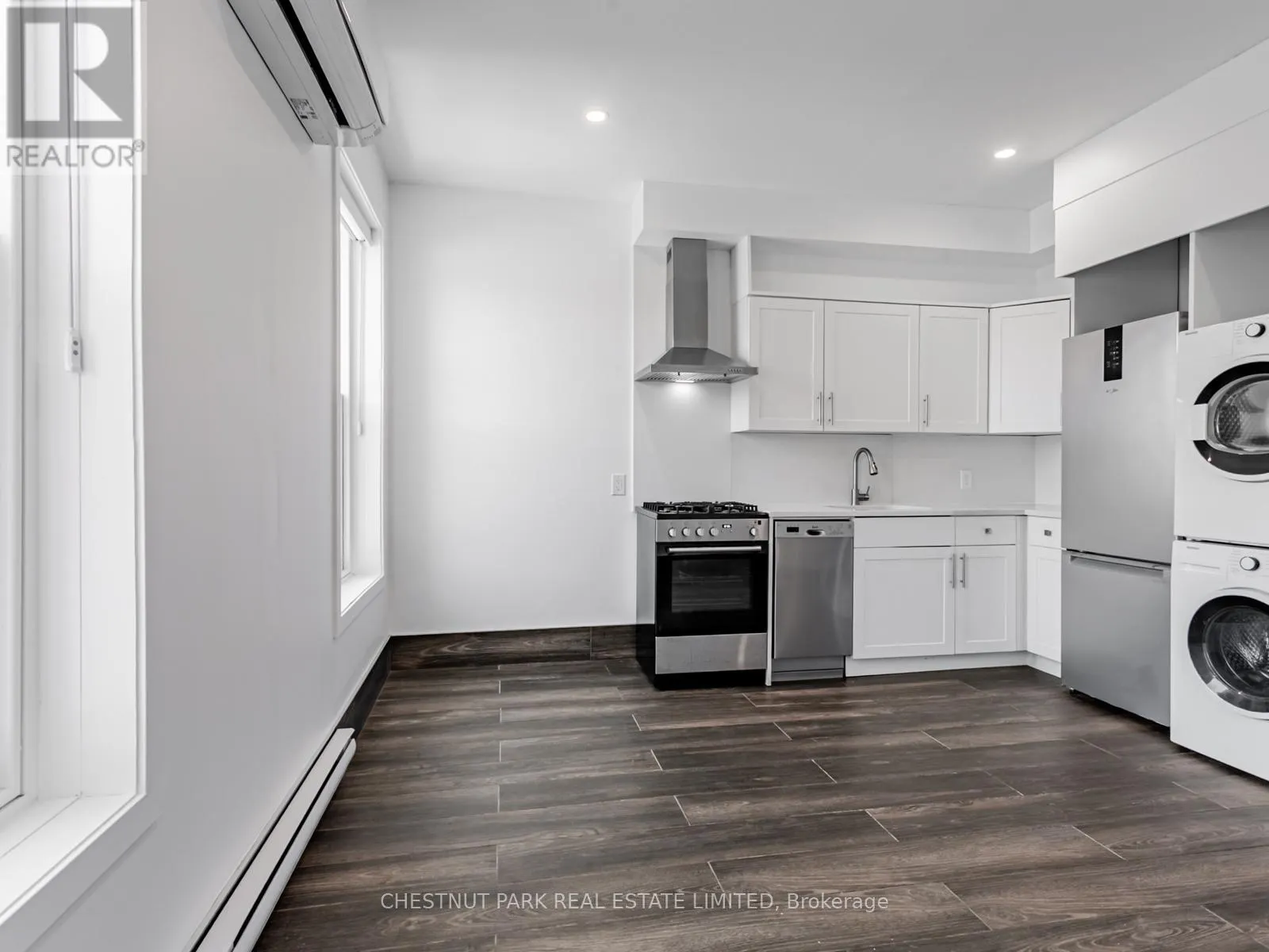 304A - 535 PARLIAMENT STREET