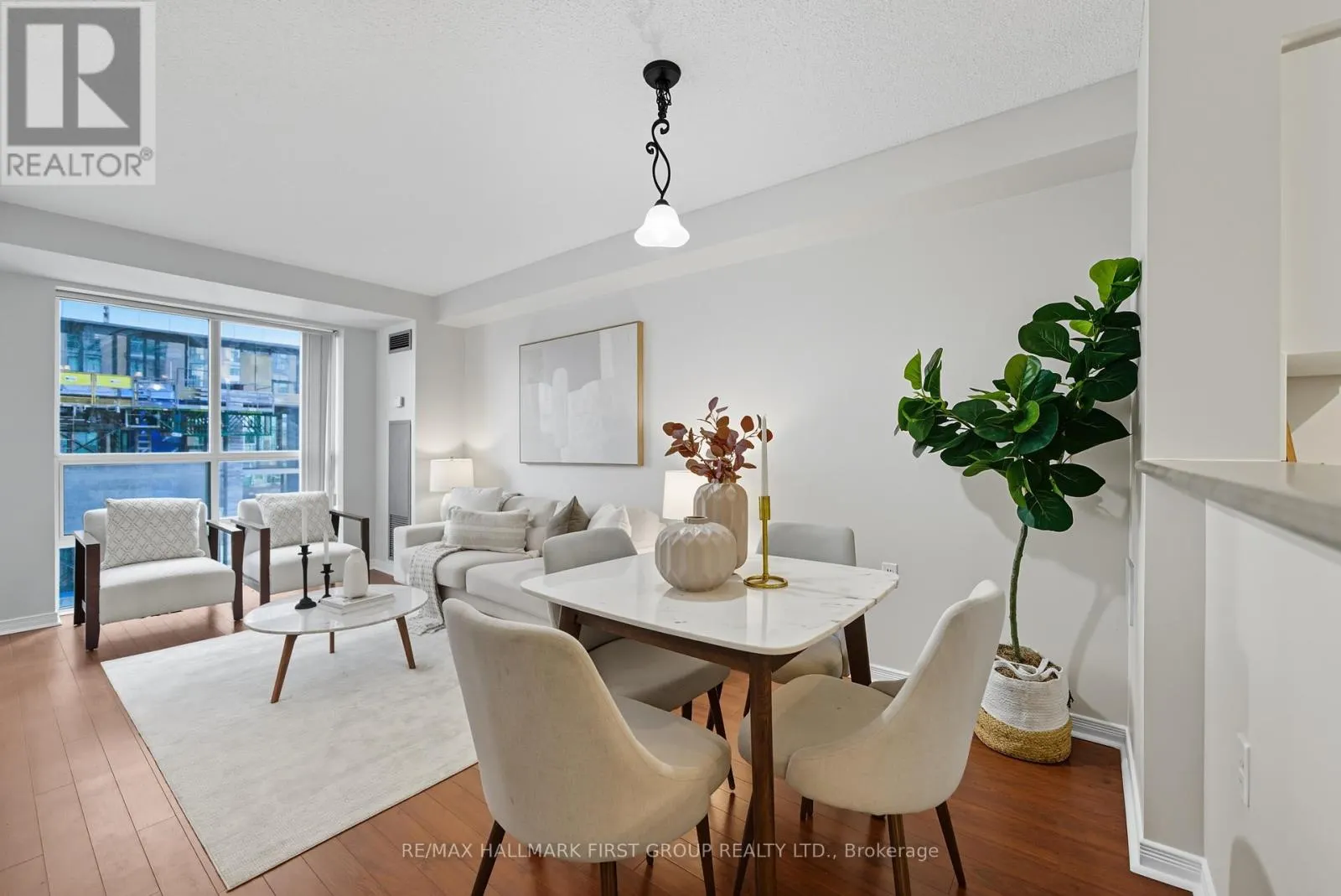 612 - 28 OLIVE AVENUE, #612