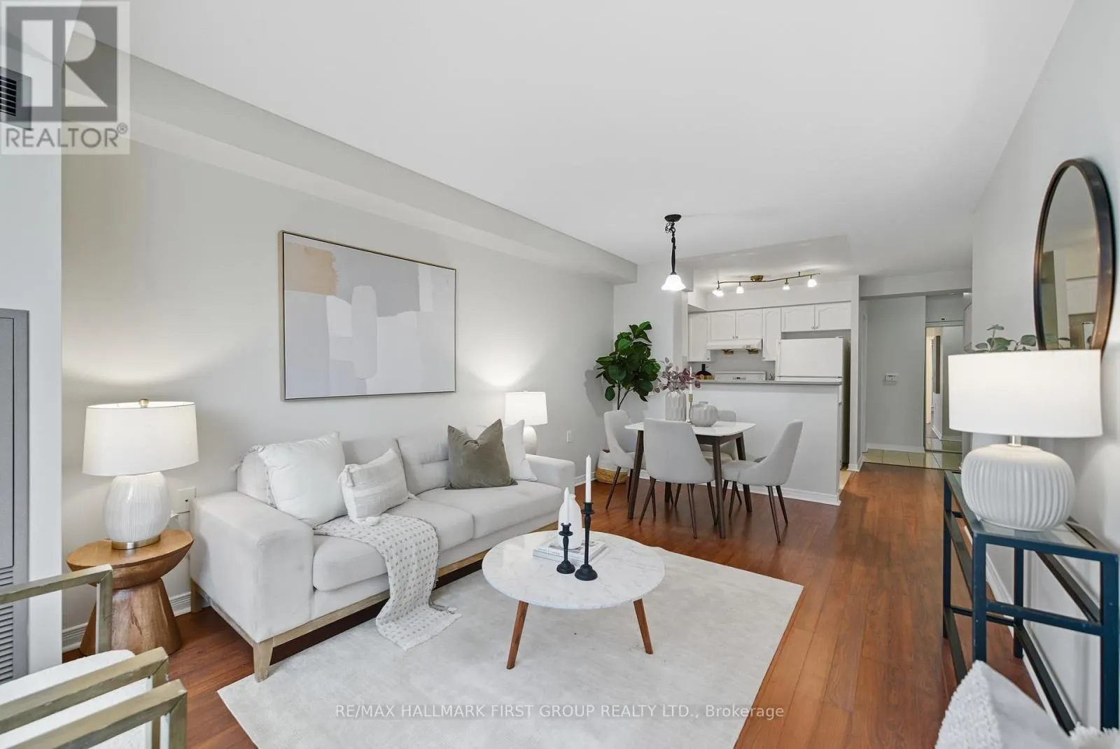 612 - 28 OLIVE AVENUE, #612