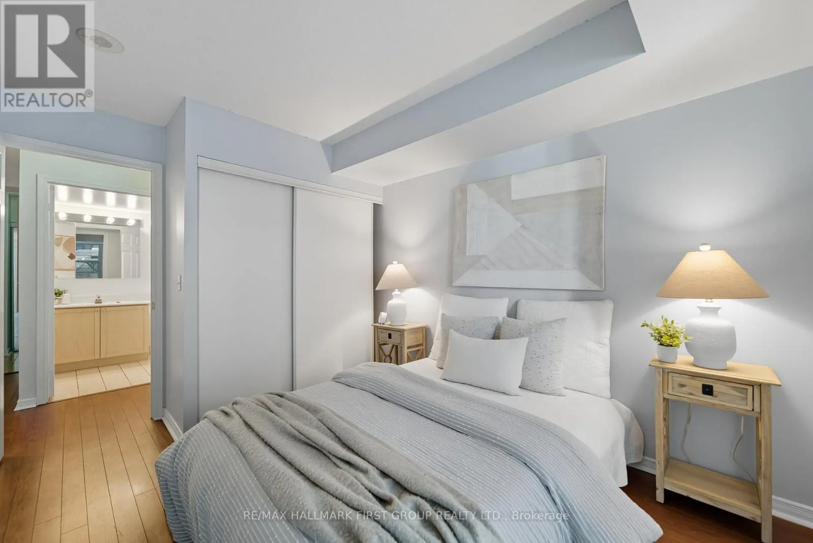 612 - 28 OLIVE AVENUE, #612