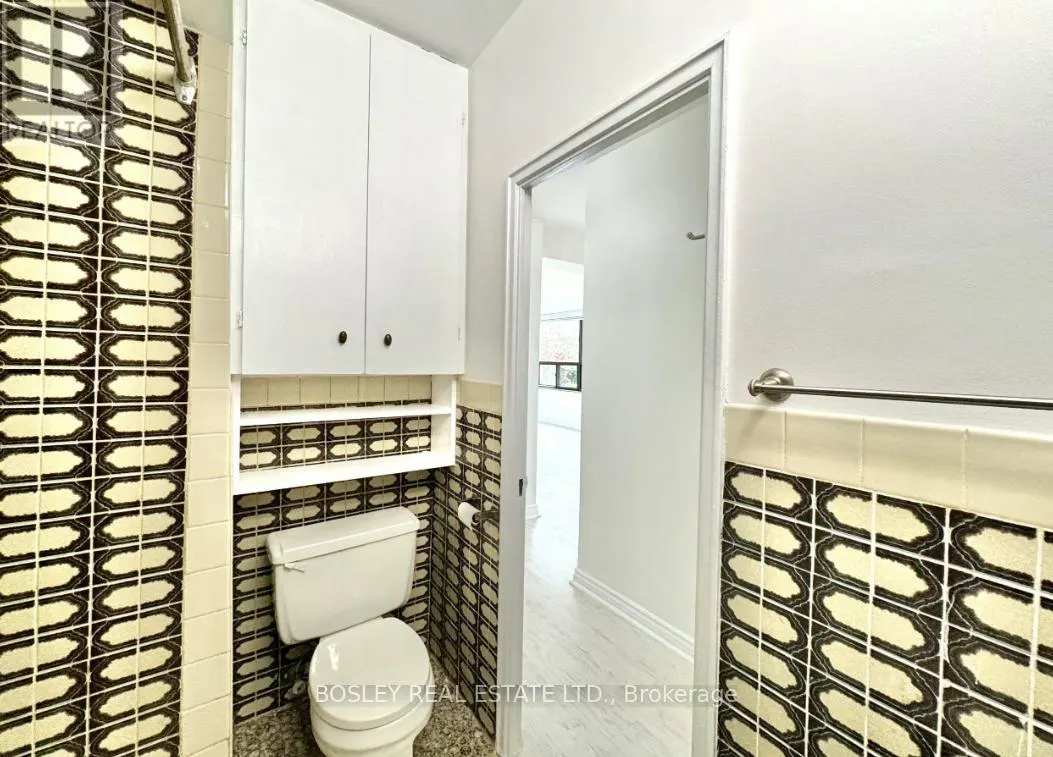 108 - 740 EGLINTON AVENUE W