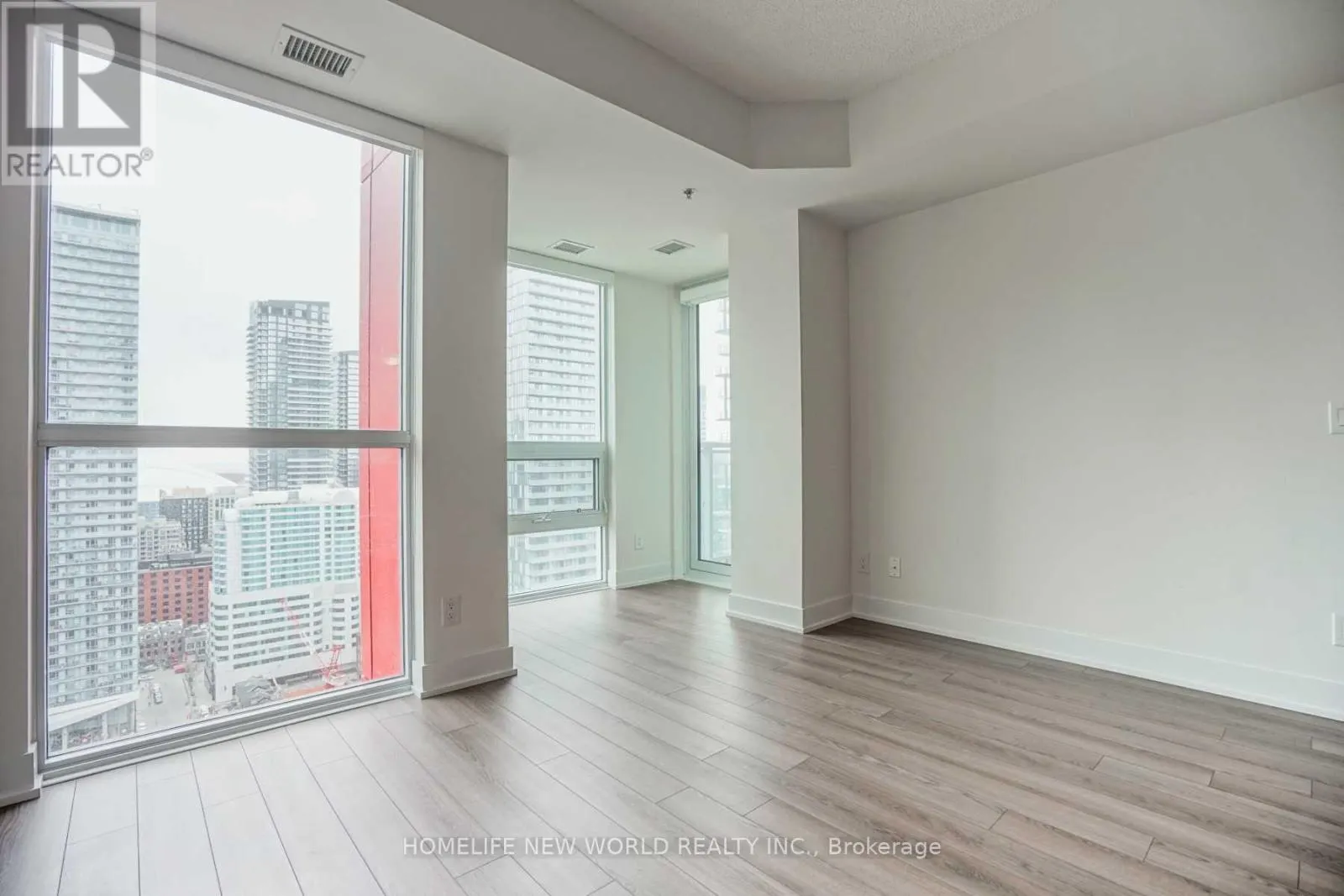2708 - 318 RICHMOND STREET W