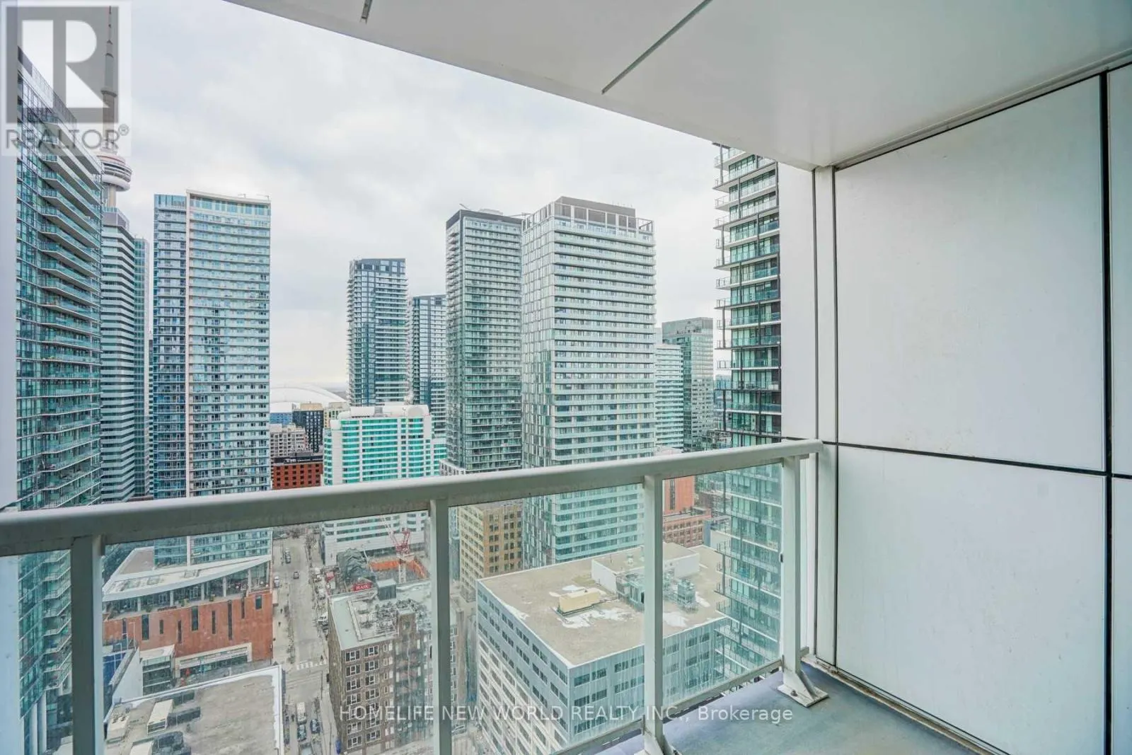2708 - 318 RICHMOND STREET W