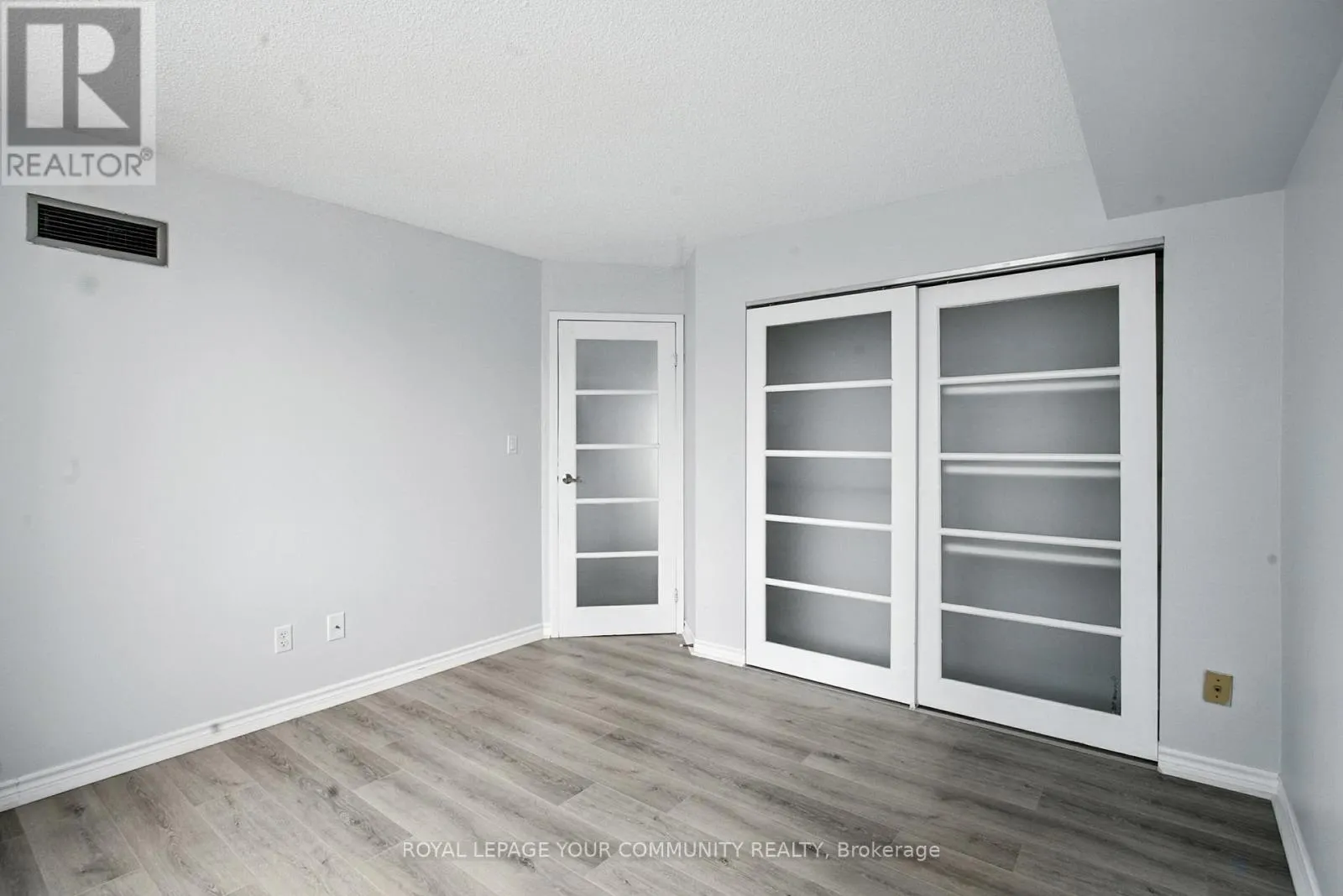 1103 - 25 GRENVILLE STREET