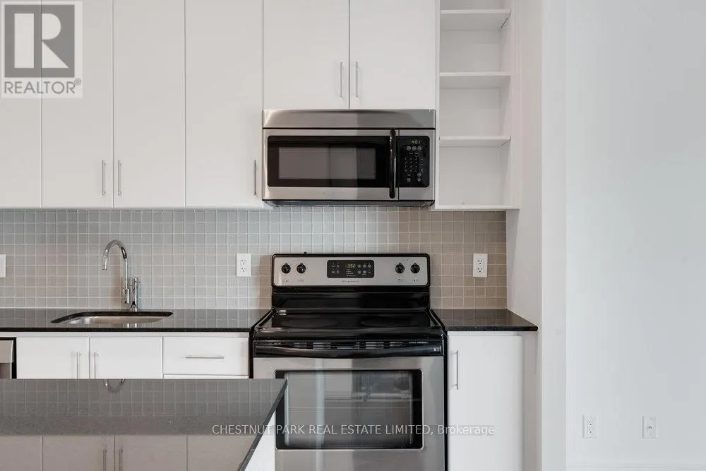 S704 - 112 GEORGE STREET