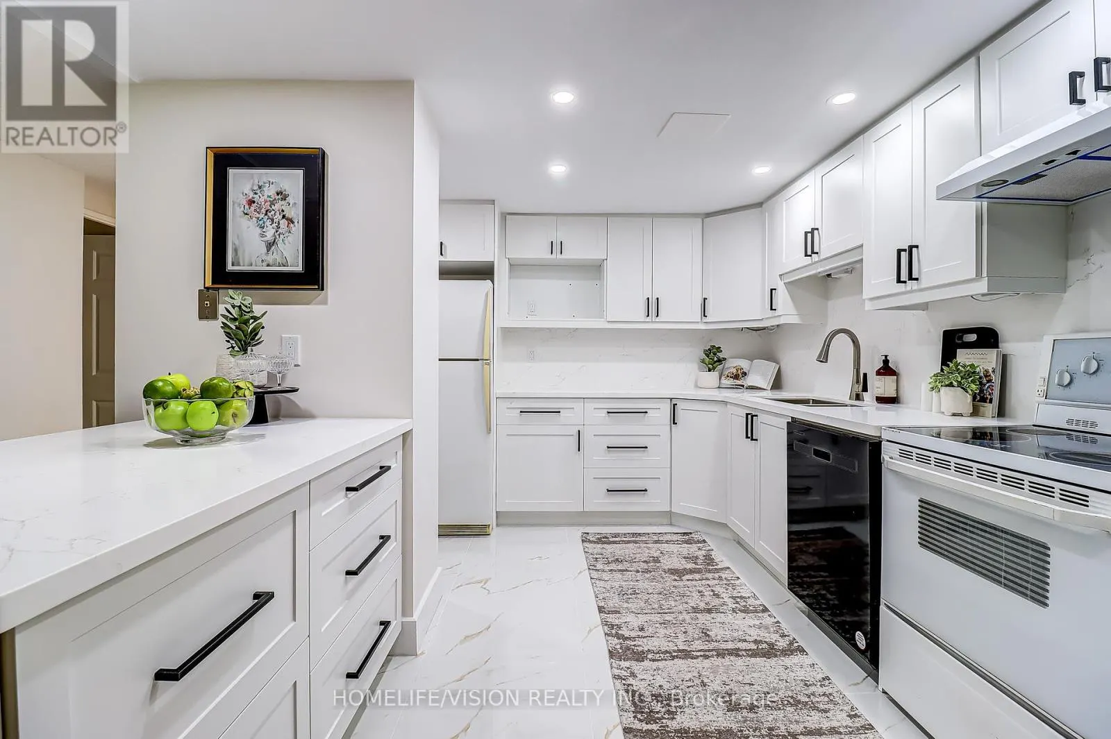 207 - 131 BEECROFT ROAD