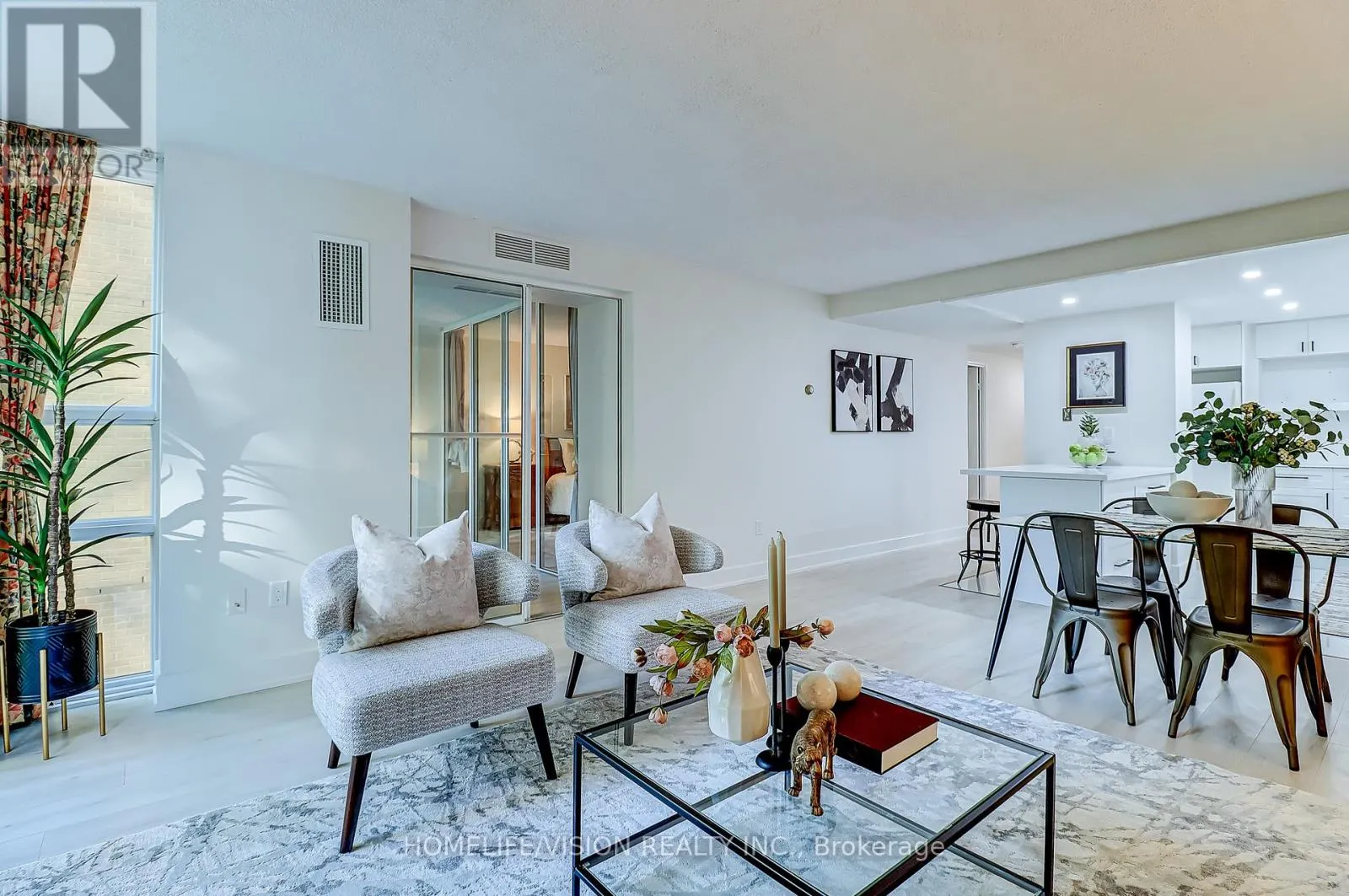 207 - 131 BEECROFT ROAD