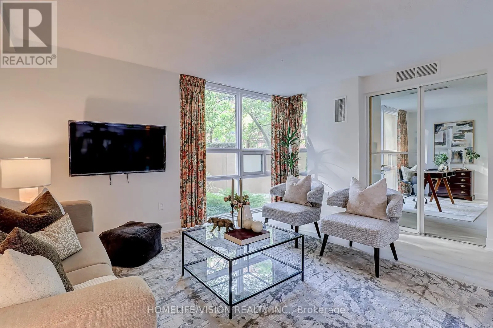 207 - 131 BEECROFT ROAD