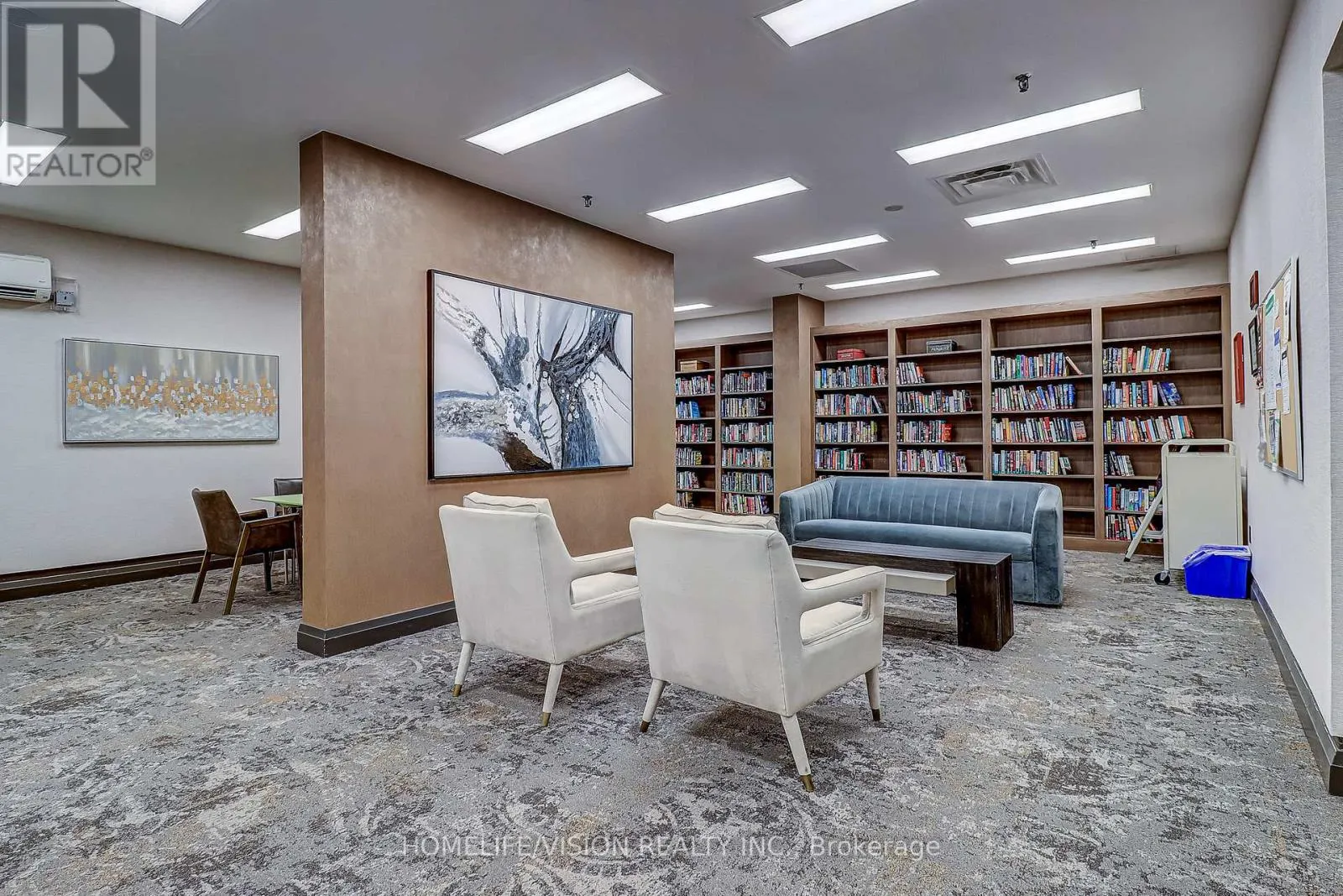 207 - 131 BEECROFT ROAD